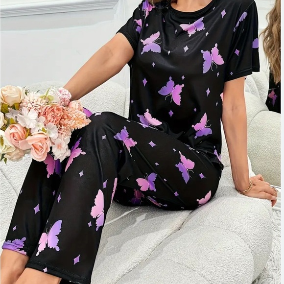 Butterfly Print Black and Pink Sleepwear Set- 2x - Picture 2 of 5